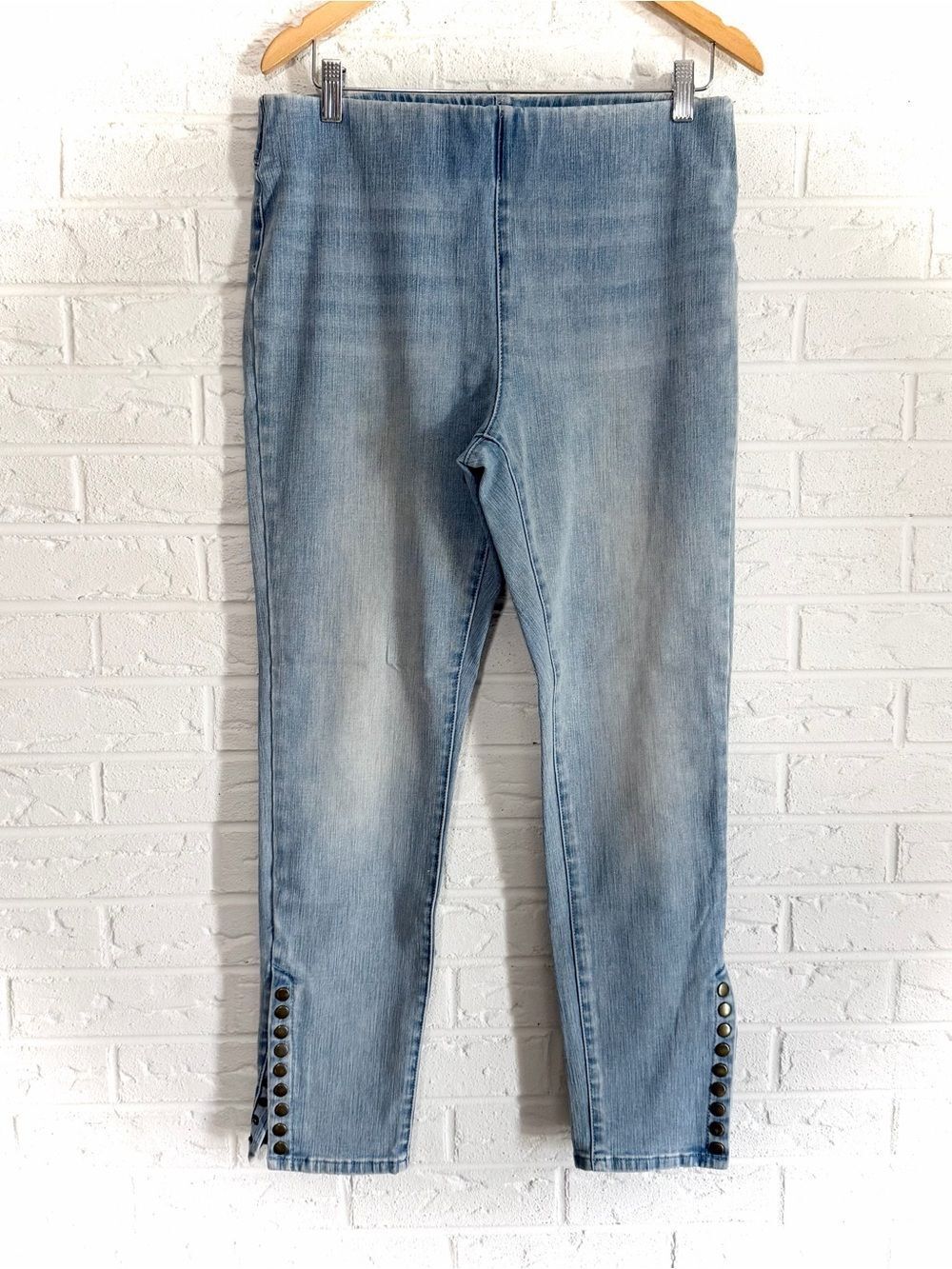 Soft Surroundings Metro Snap denim leggings light wash Size Medium